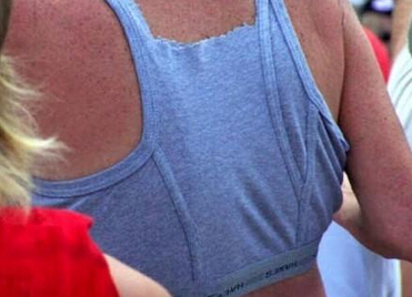 笑死人的说说加图片:老师说我是搅屎棍,那么我同学是什么?11