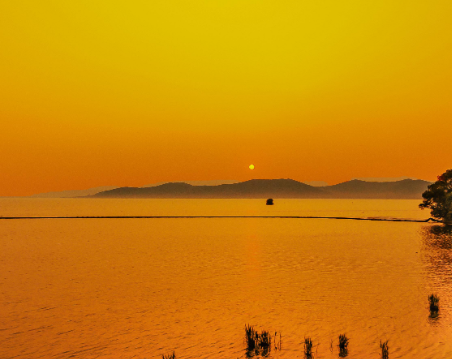 适合发晚霞的朋友圈文案 抖音很火的晚霞句子1