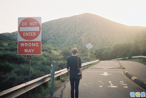 简单唯美的一句话图片说说有道理的那种 生活需要一点诗意13