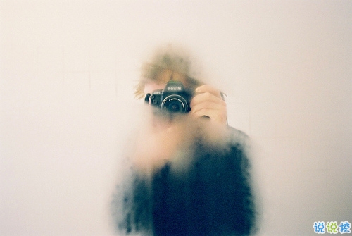 那些抖音中唯美的小清新图片句子 浮世万千吾爱有三9